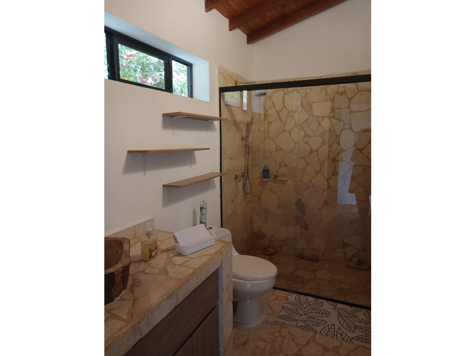 CASA CAMPESTRE PARA LA VENTA EN SAN JERONIMO A 1.5 KM DEL PUEBLO — foto 2