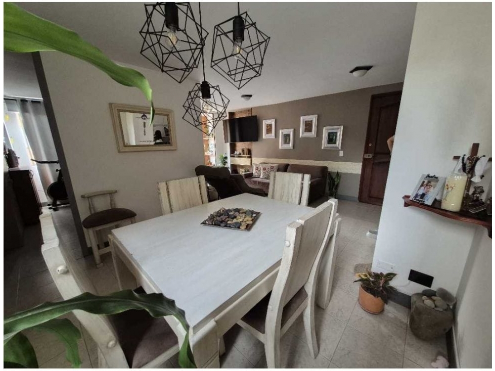 APARTAMENTO PARA LA VENTA EN ENVIGADO UNIDAD FAMILIAR