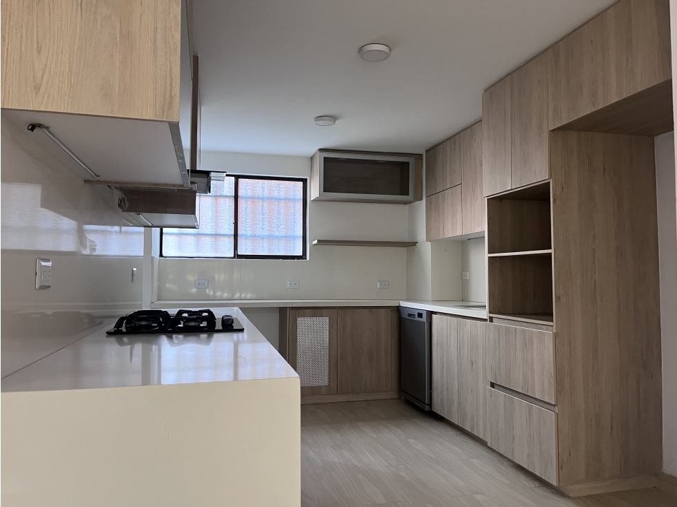 APARTAMENTO EN MILLA DE ORO PARA RENTA REMODELADO Y EN SITIO TRANQUILO