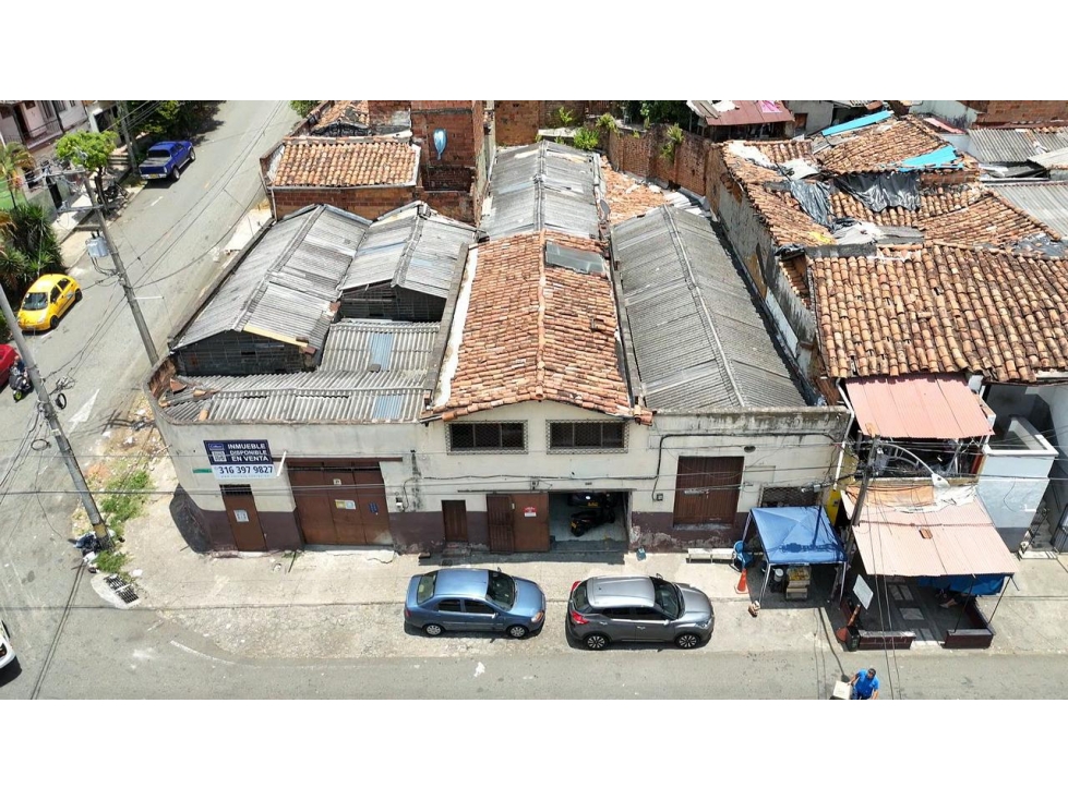 BODEGA EN VENTA EN SECTOR ALTAMENTE COMERCIAL CCZ