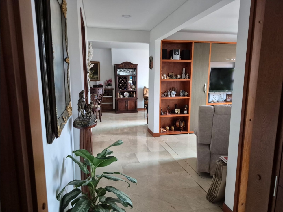 APARTAMENTO EN RENTA IMPECABLE SECTOR LAURELES EN PISO ALTO — foto 6