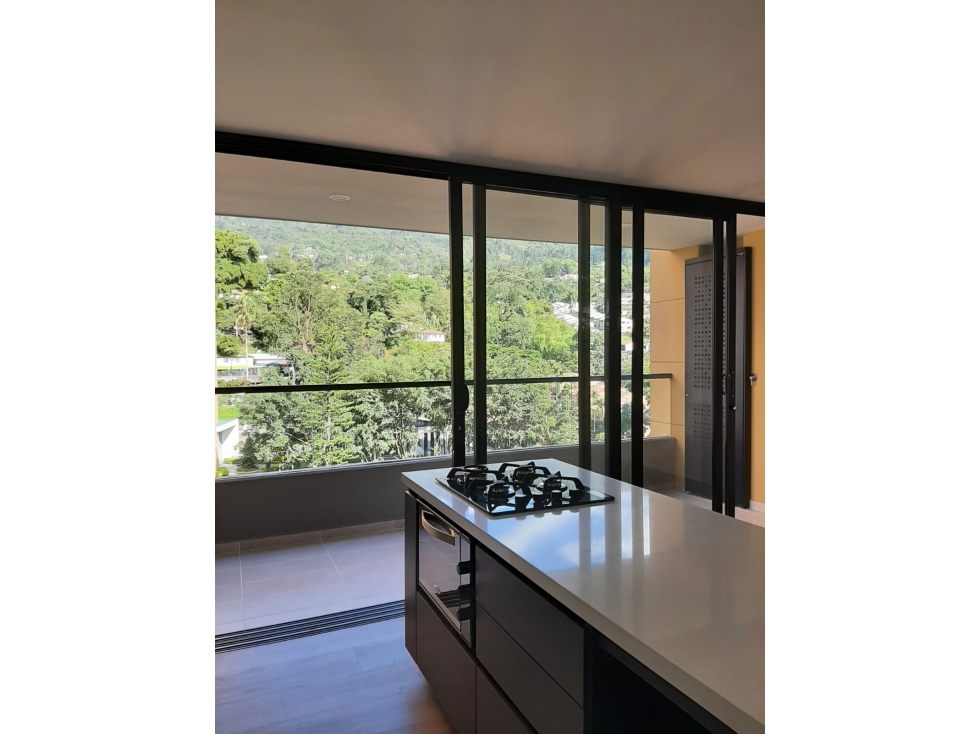 APARTAMENTO EN ENVIGADO IMPECABLE PARA VENTA EN LOMA DE LOS MESA — foto 2