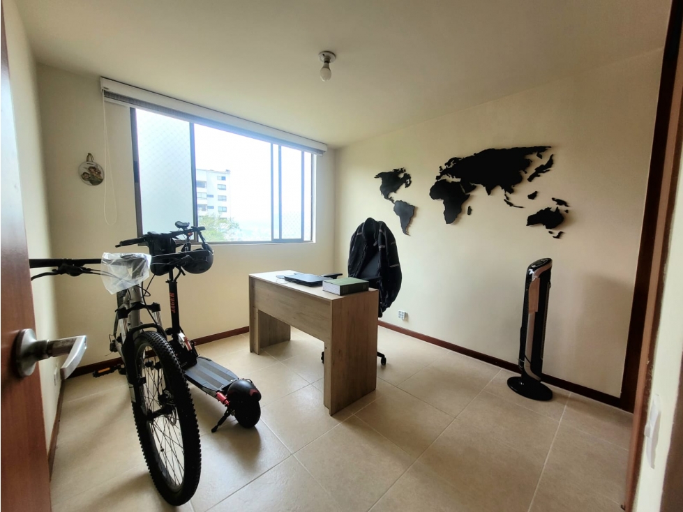 APARTAMENTO EN VENTA SECTOR BALSOS CON LA INFERIOR EN PISO ALTO LVV — foto 2