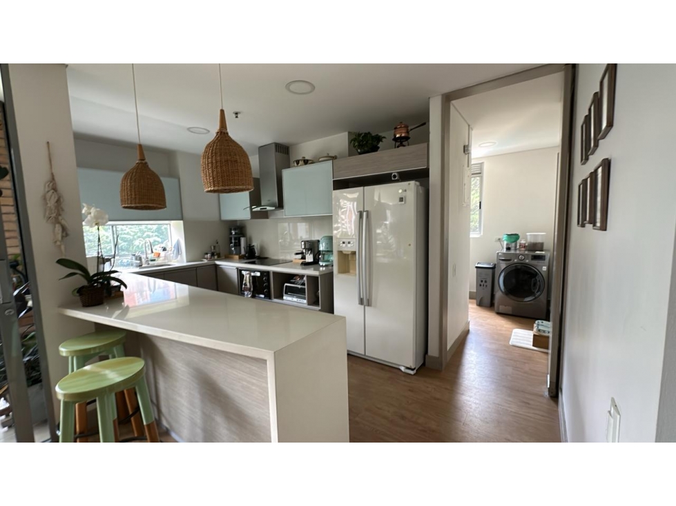 APARTAMENTO EN PROVENZA PARA LA VENTA REMODELADO EN PISO ALTO CCM — foto 3