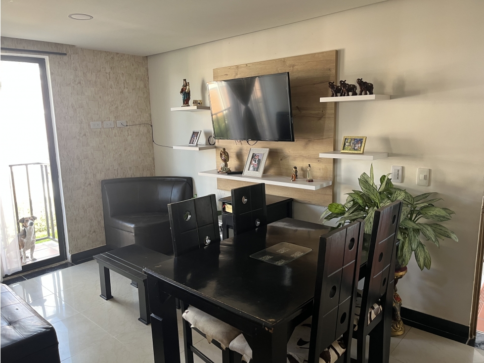 APARTAMENTO REMODELADO EN LA CEJA PARA VENTA CON RENTA DD