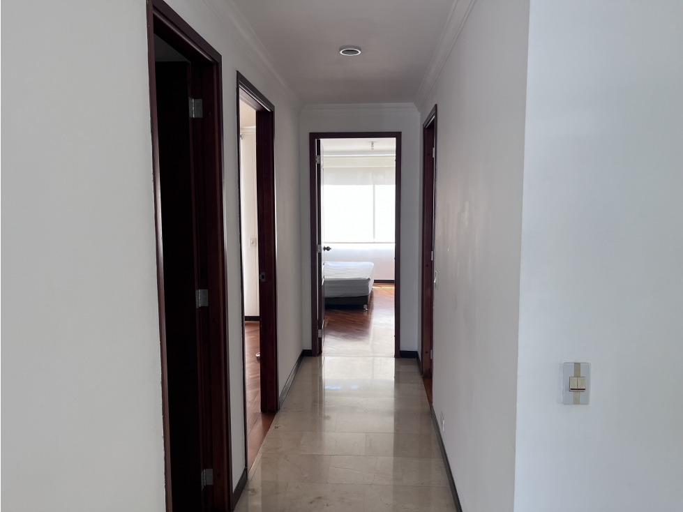 APARTAMENTO U OFICINA EN VENTA O RENTA CON ACABADOS IMPECABLES CCZ — foto 3
