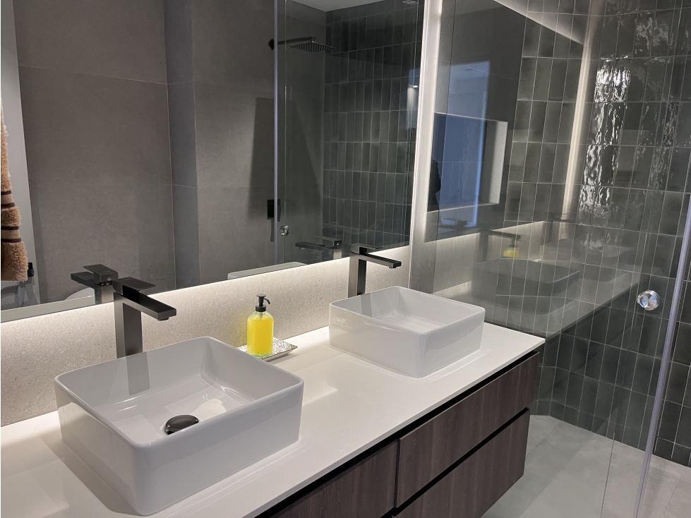 APARTAMENTO HERMOSO PARA RENTA FAMILIAR EN EL POBLADO — foto 3