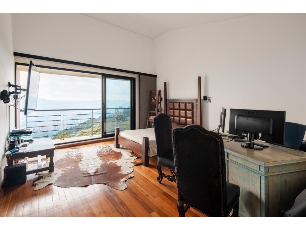 CASA DE REVISTA PARA VENTA O RENTA EN EL SECTOR PALMAS CYC — foto 3