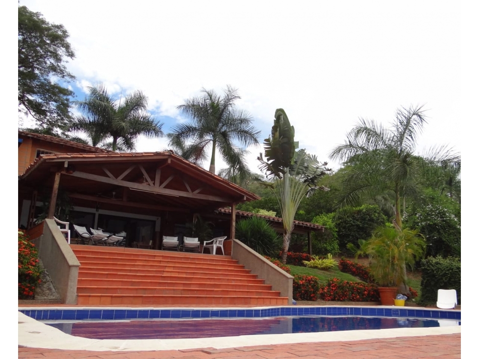 HERMOSA CASA CAMPESTRE EN FREDONIA DE 2 NIVELES PARA VENTA — foto 2