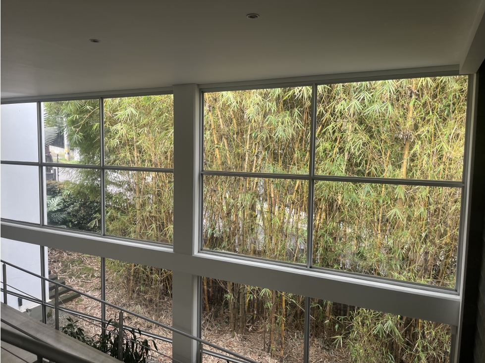 CASA EN UNIDAD CERRADA EN SABANETA PARA VENTA DE 2 NIVELES — foto 4