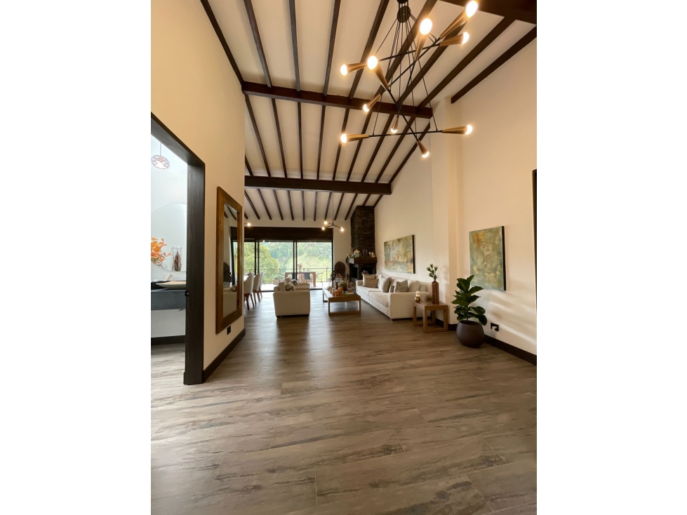 CASA EN FIZEBAD PARA VENTA DE REVISTA CON ACABADOS DE LUJO — foto 2