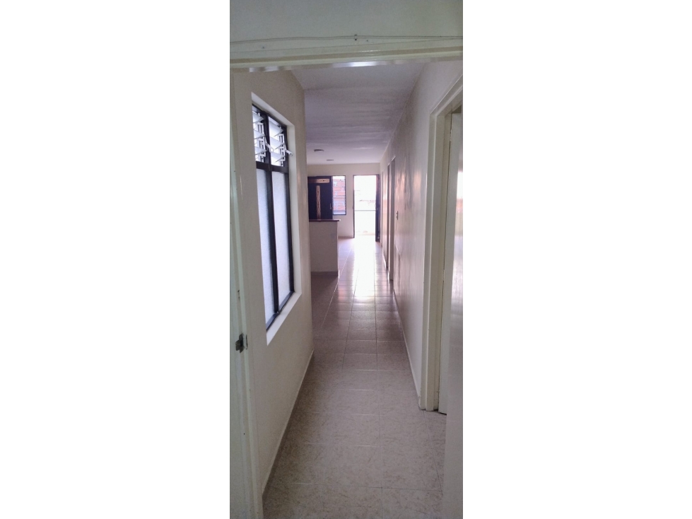 APARTAMENTO EN VENTA SECTOR BELEN EN PISO BAJO SIN ASCENSOR — foto 3