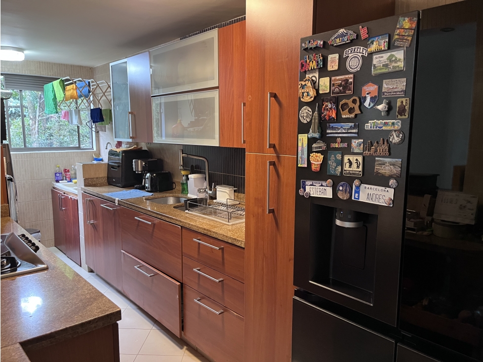 CASA PARA LA VENTA EN ENVIGADO SECTOR CUMBRES RODEADA DE NATURALEZA — foto 2
