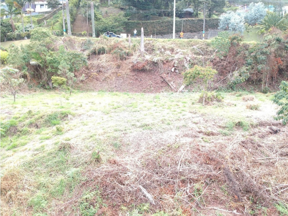 LOTE EN VENTA CON VISTA A LA CIUDAD EN VIA PALMAS CCZ — foto 3