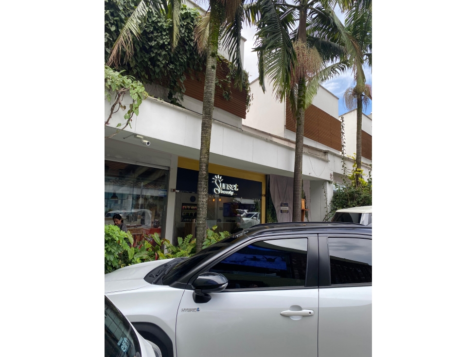 LOCAL EN OVIEDO PARA VENTA RENTANDO CON INQUILINO AAA CYS — foto 3
