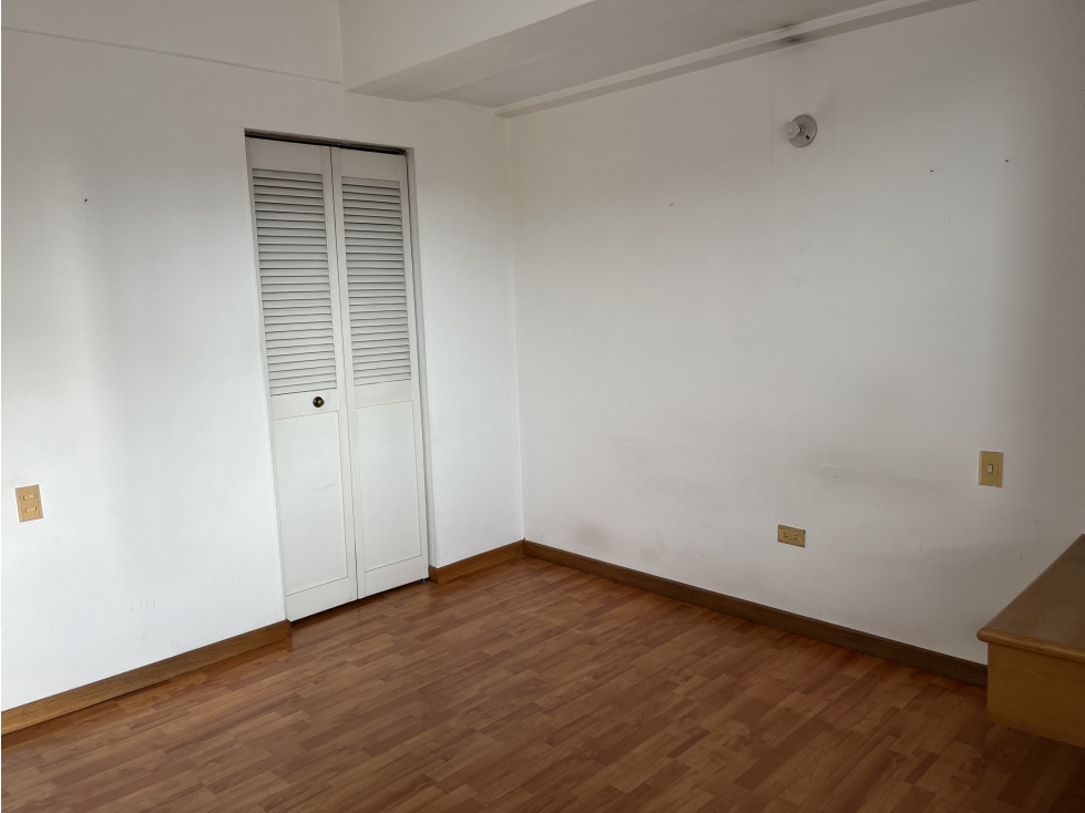 APARTAMENTO PARA VENTA O RENTA DE DOS NIVELES EN LA SUPERIOR DD — foto 4