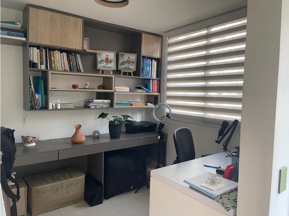 APARTAMENTO MODERNO PARA VENTA EN CASTROPOL EN PISO ALTO IYC — foto 4