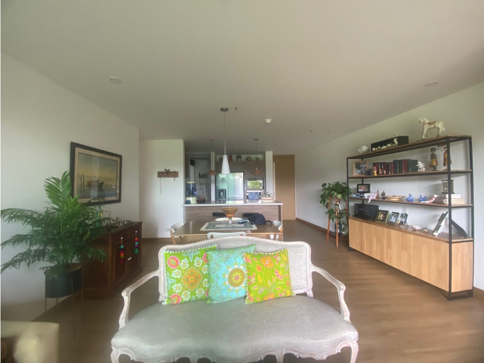 APARTAMENTO EXCLUSIVO PARA VENTA EN LLANOGRANDE PISO BAJO MYC — foto 4
