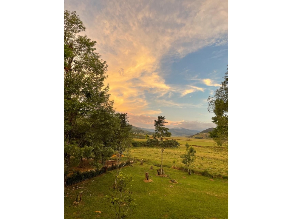 HERMOSA FINCA EN URRAO PARA LA VENTA VEREDA LA SAN JOSE CCZ