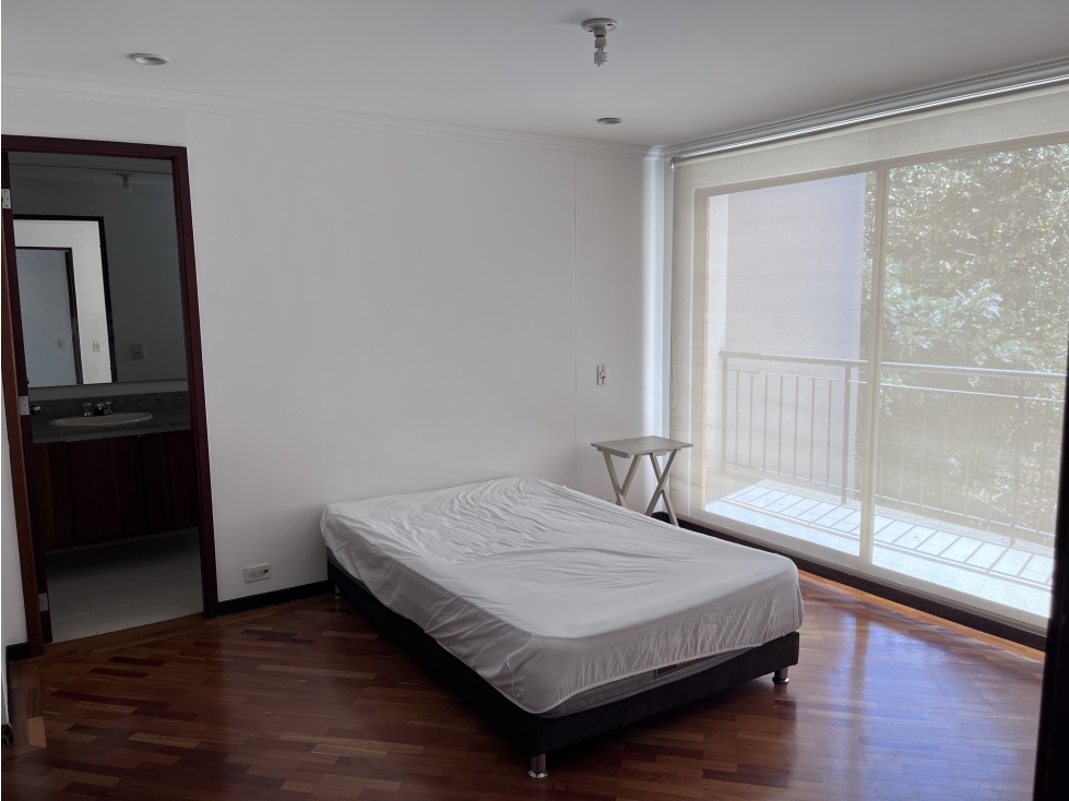 APARTAMENTO U OFICINA EN VENTA O RENTA CON ACABADOS IMPECABLES CCZ — foto 4