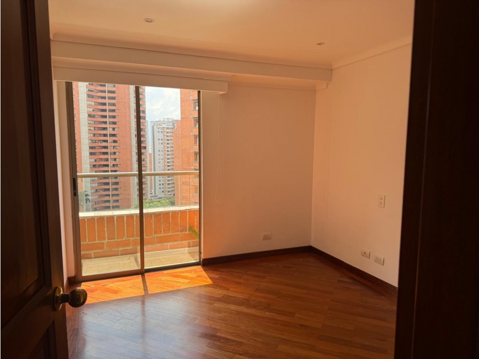 APARTAMENTO ESPECTACULAR PARA RENTA EN LA TOMATERA PISO ALTO — foto 5