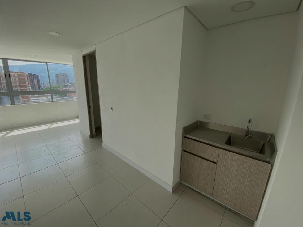 OFICINAS PARA LA VENTA EN SABANETA CON POSIBILIDAD DE CONEXION — foto 3
