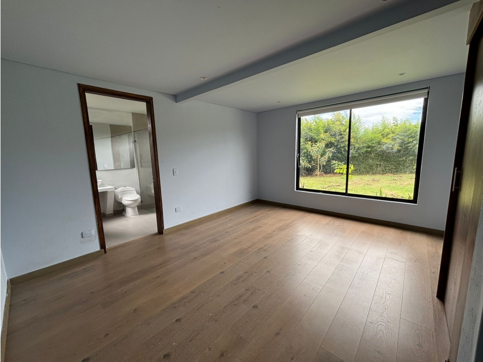 CASA INDEPENDIENTE EN LA CEJA PARA RENTA SECTOR CANTARRANA — foto 3