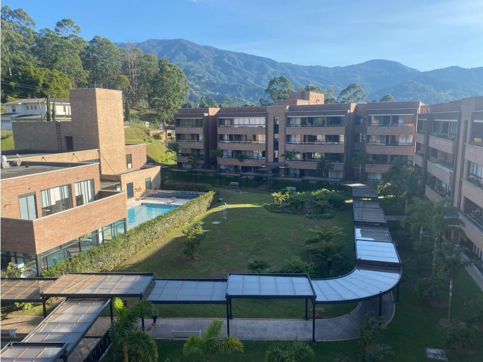 APARTASUITE EN SENIORS VERGEL PARA VENTA EN PISO INTERMEDIO CCZ — foto 4