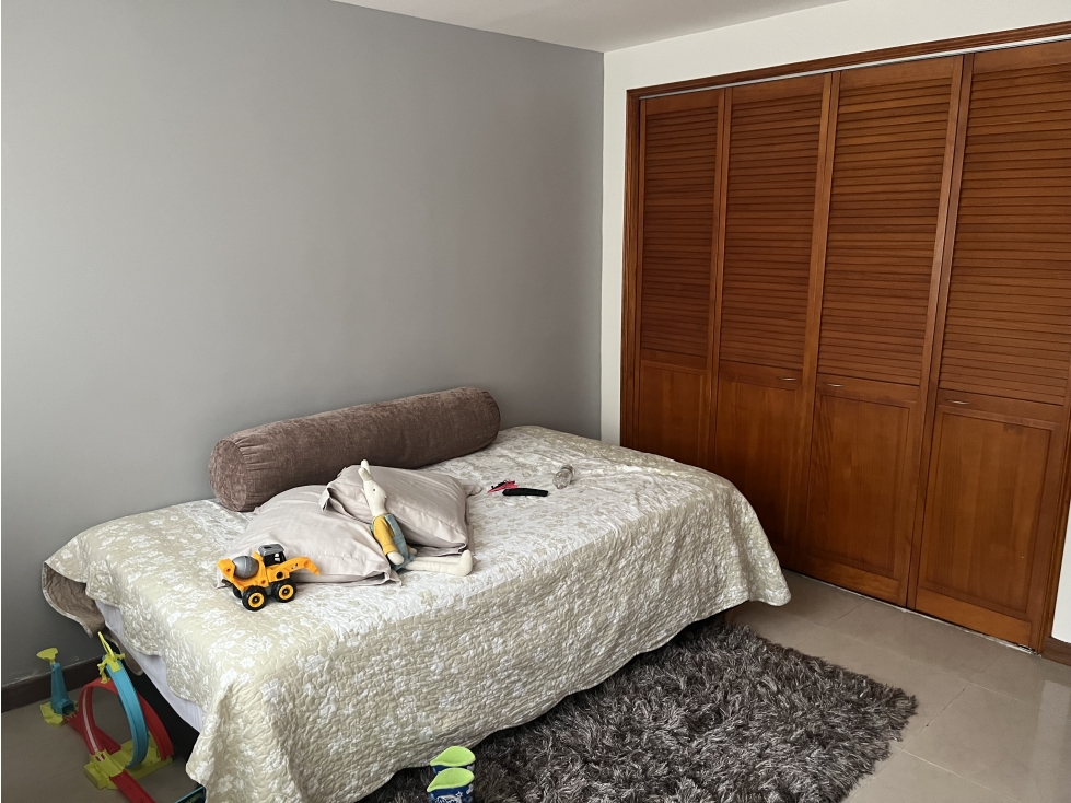 APARTAMENTO AMPLIO Y ACOGEDOR EN EXCELENTE UBICACION EN VENTA CYP — foto 5