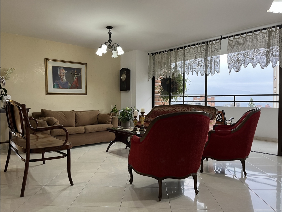 APARTAMENTO PARA VENTA EN SAN LUCAS CON VISTA A MEDELLIN CCZ — foto 2
