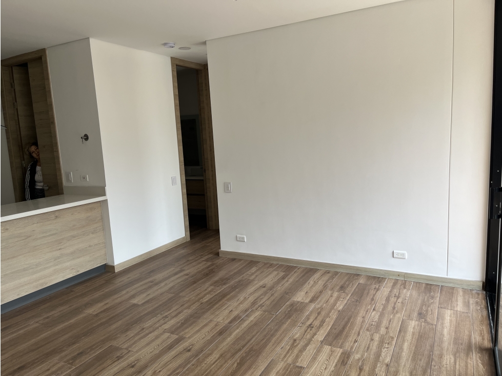 APARTAMENTO MODERNO EN ENVIGADO PARA RENTA DISPONIBLE CCZ — foto 5
