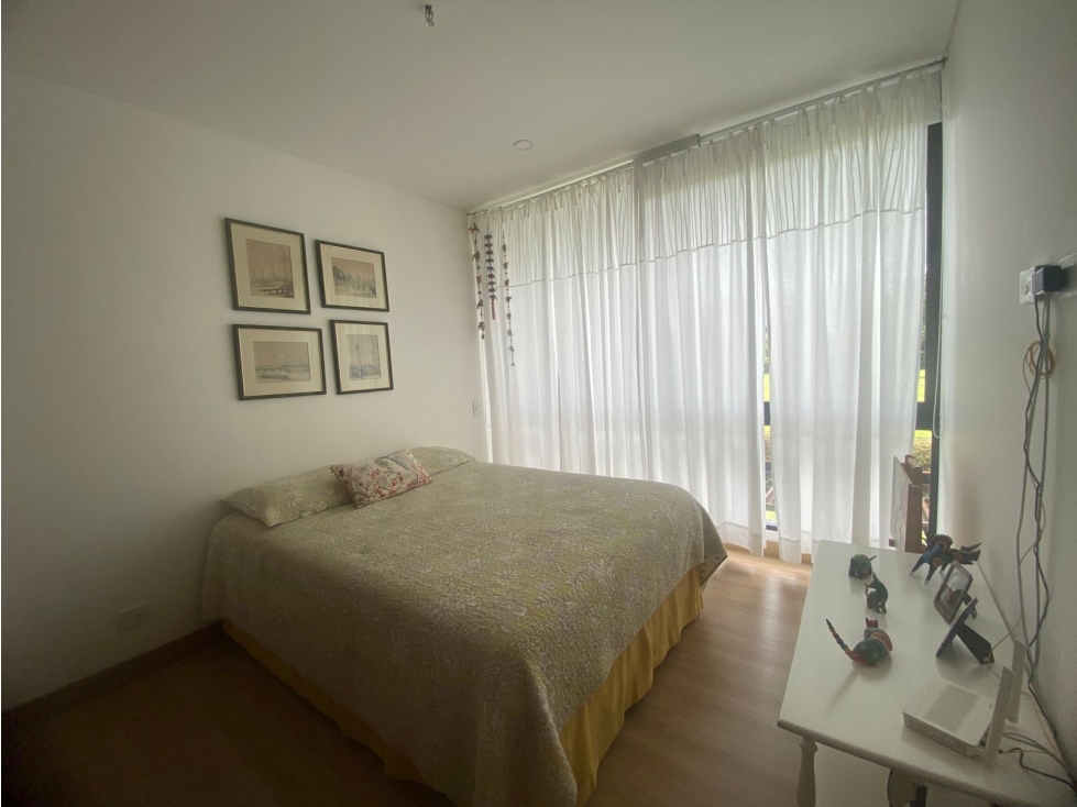 APARTAMENTO EXCLUSIVO PARA VENTA EN LLANOGRANDE PISO BAJO MYC — foto 5