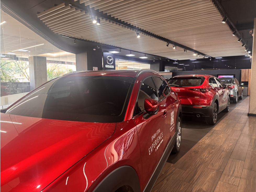 LOCAL COMERCIAL RENTANDO PARA VENTA EN CENTRO COMERCIAL LYC — foto 5