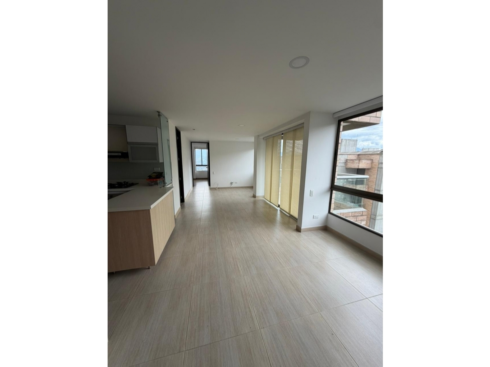 APARTAMENTO EN EL POBLADO SECTOR MARIANITO PARA RENTA