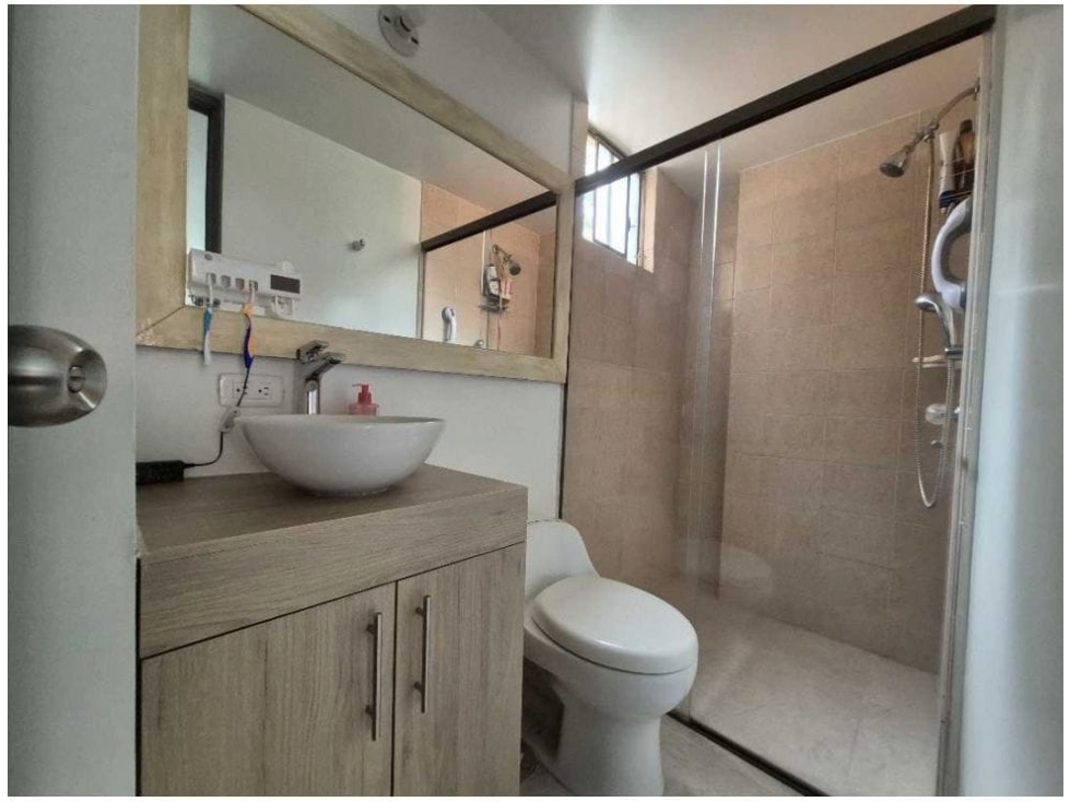APARTAMENTO PARA LA VENTA EN ENVIGADO UNIDAD FAMILIAR — foto 4