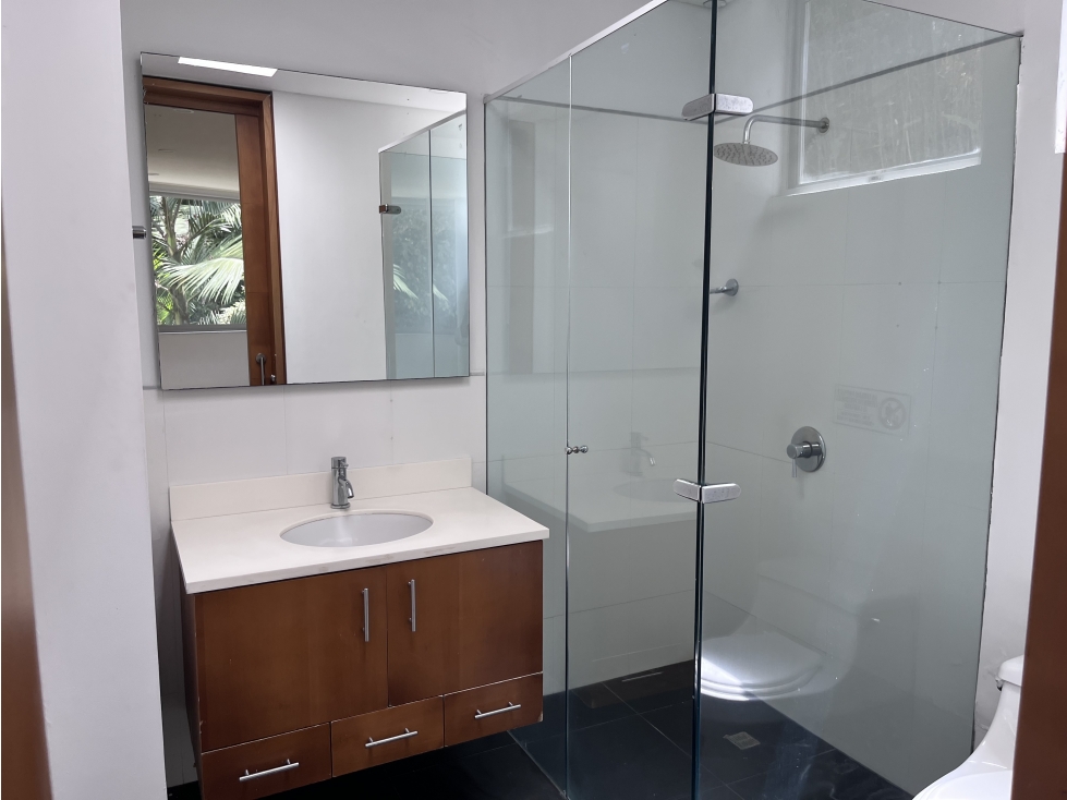 CASA EN RENTA PARA OFICINAS O VIVIENDA EN LA COLA DEL ZORRO — foto 5