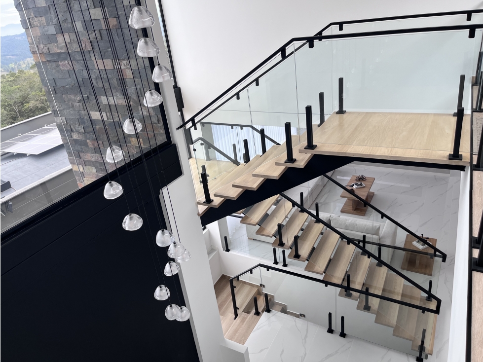 CASA DE LUJO EN EL ALTO DE PALMAS PARA VENTA CON APARTAMENTO INCLUIDO — foto 6