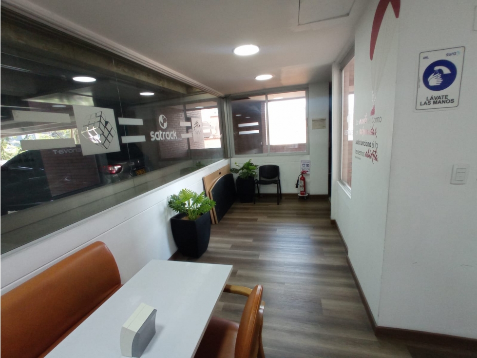 OFICINA EN PALMAS PARA LA VENTA RENTANDO EL 0,7% REMODELADA CCZ — foto 5