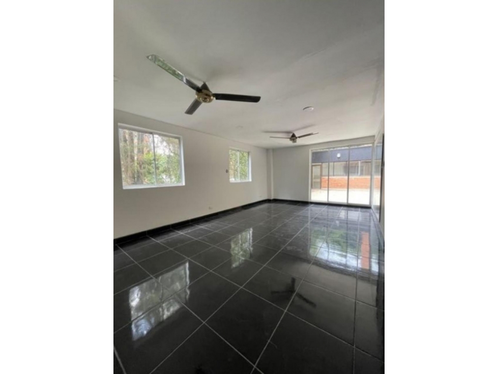 APARTAMENTO PARA VENTA O RENTA CON TERRAZA EN EL POBLADO VS