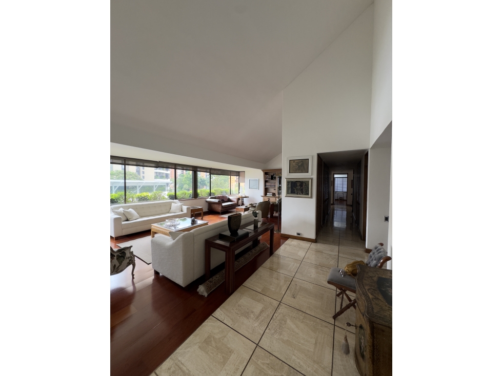 Apartamento en Venta Lalinde, El Poblado — foto 3
