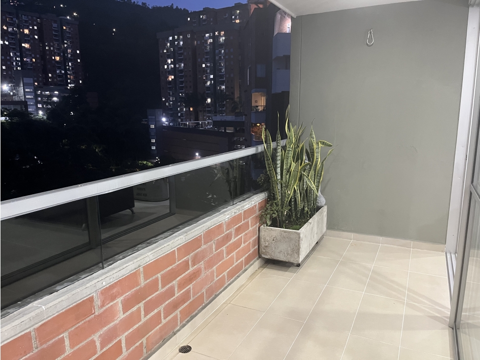 APARTAMENTO HERMOSO PARA VENTA EN ENVIGADO PISO ALTO CCZ — foto 5