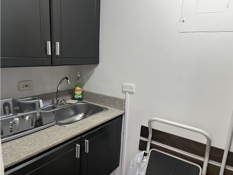 OFICINA ESTRATEGICA EN LAS PALMAS PARA VENTA CON 2 PARQUEADEROS DD — foto 6