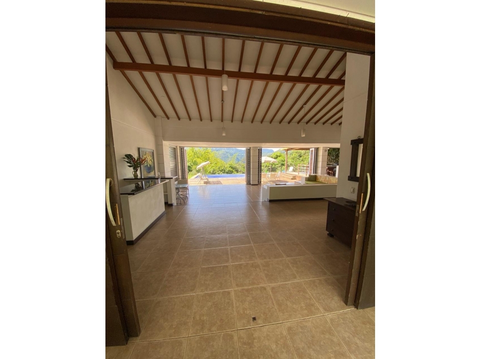 CASA CAMPESTRE DE REVISTA EN AMAGA PARA RENTA O VENTA DD — foto 6