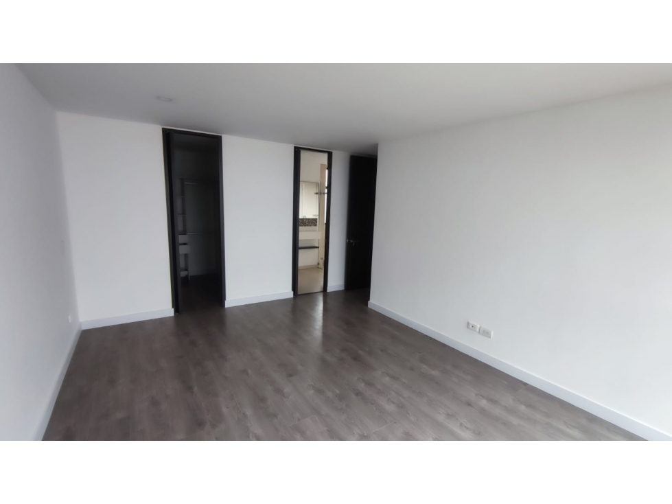 APARTAMENTO EN SABANETA PARA VENTA EN PISO ALTO CON VISTA HERMOSA CCZ — foto 6