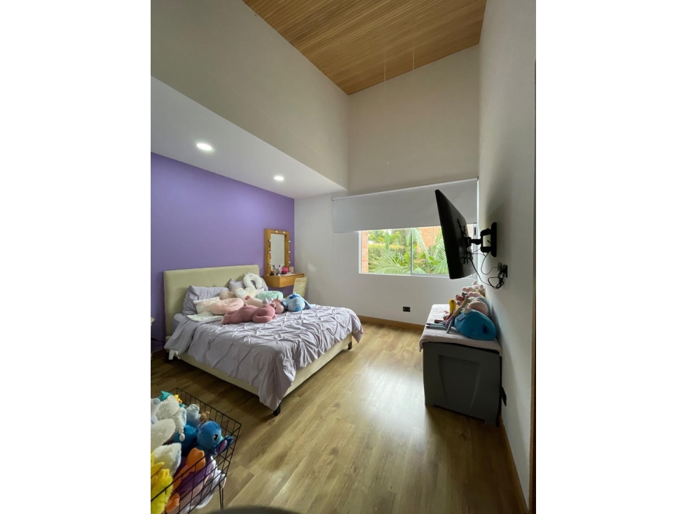 CASA EN LA LOMA DEL ESCOBERO PARA VENTA SENCILLAMENTE HERMOSA - 6