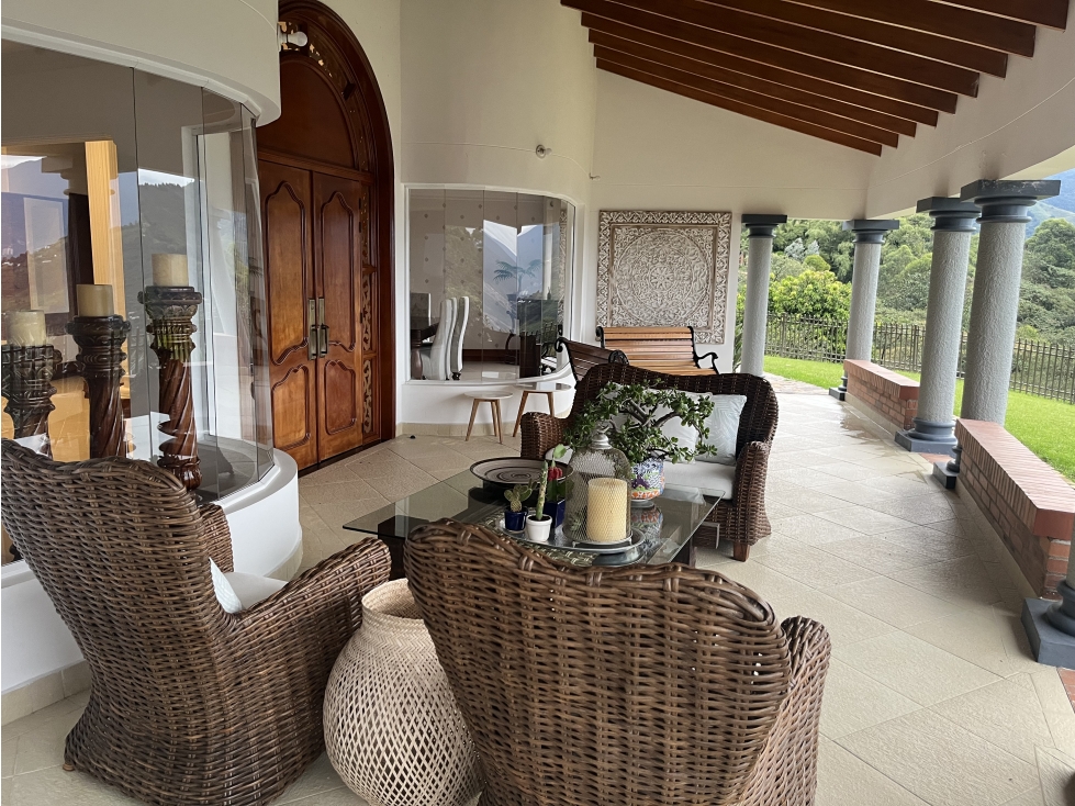 CASA CAMPESTRE DE REVISTA EN VENTA EN EL ESCOBERO 1 SOLO NIVEL DD
