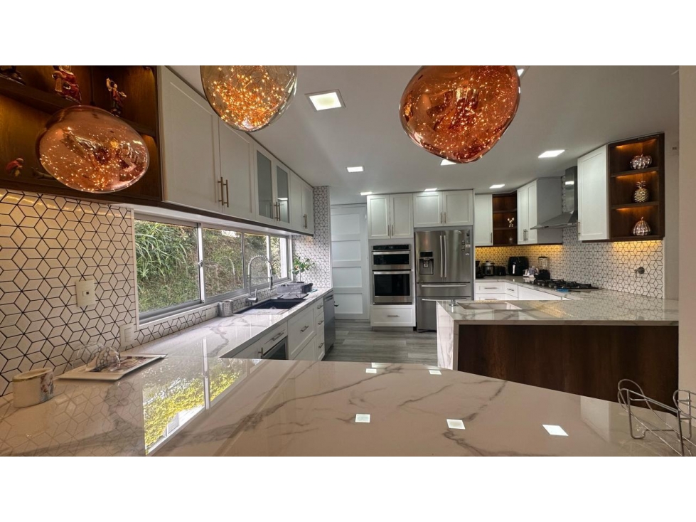 CASA DE REVISTA PARA RENTA O VENTA EN SAN LUCAS POBLADO CCZ