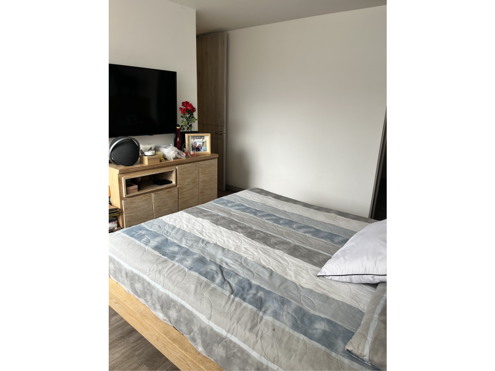 APARTAMENTO PARA VENTA EN ENVIGADO PISO ALTO LOMA DE LOS MESA CCZ — foto 5