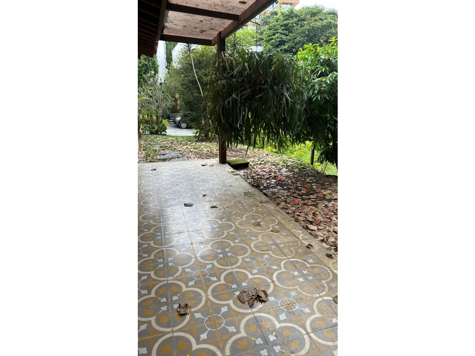 CASA PARA RENTA Y VENTA EN ENVIGADO LOMA DE LAS BRUJAS CCZ — foto 5