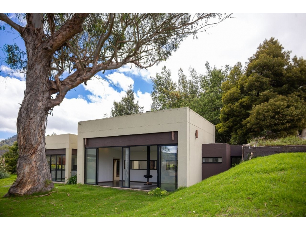 CASA CAMPESTRE DE 1 NIVEL PARA RENTA O VENTA EN SOPO BOGOTA DD